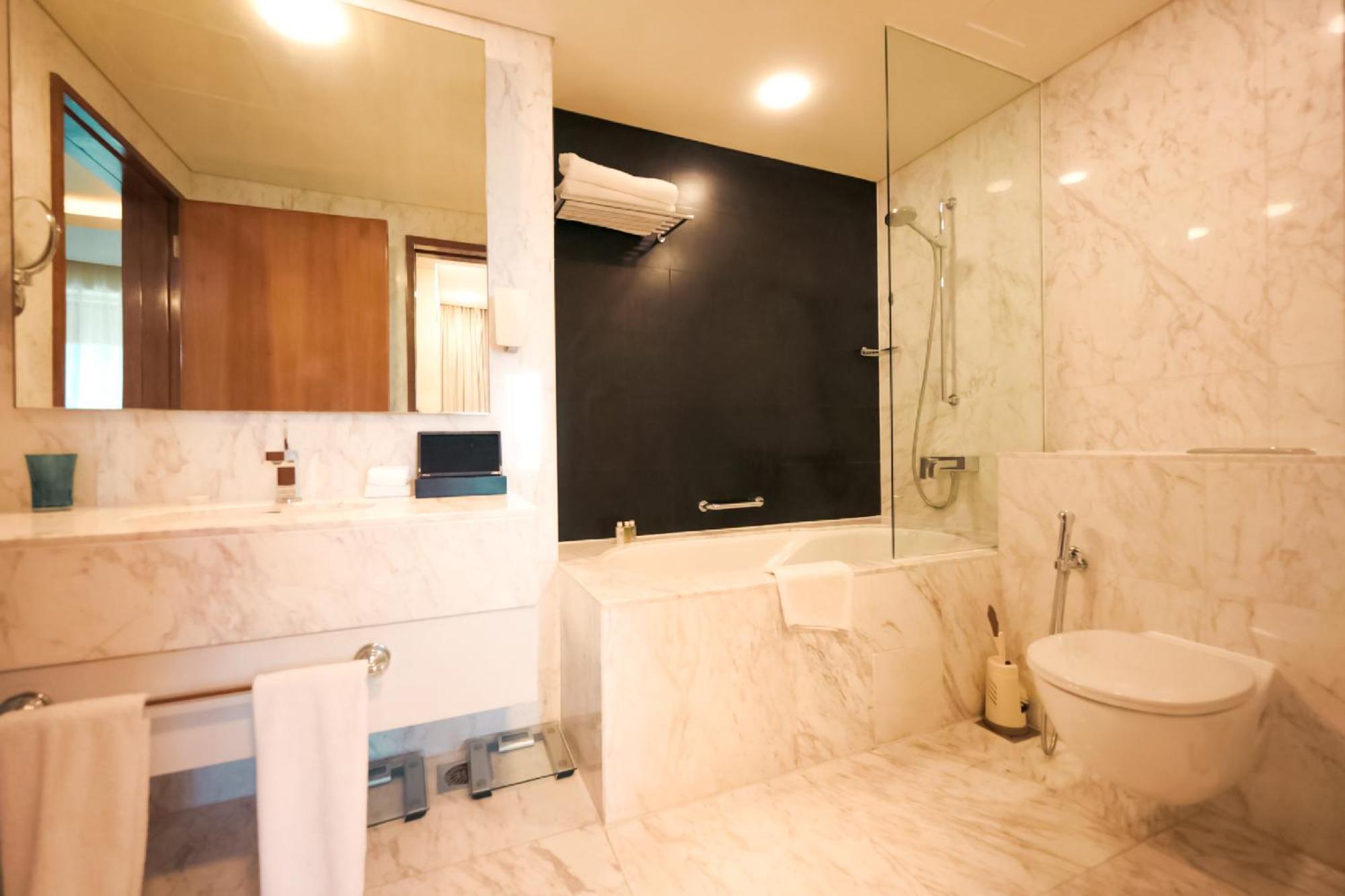 Emaar Fashion Avenue One Bedroom - Formerly Address Dubai Mall Four Apple Holiday Homes Extérieur photo